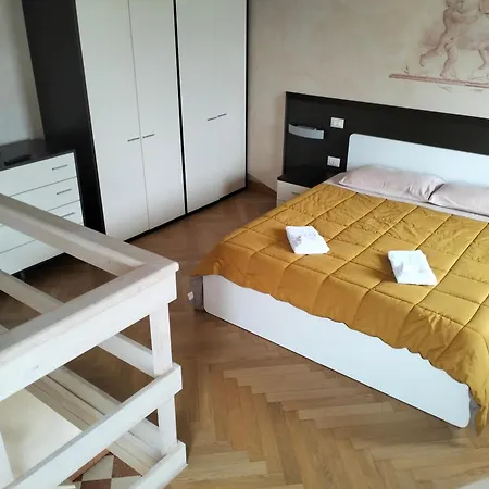 Guest house La Castellana Salvatronda